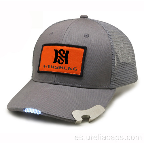 Gorro de malla con luces LED y abridor